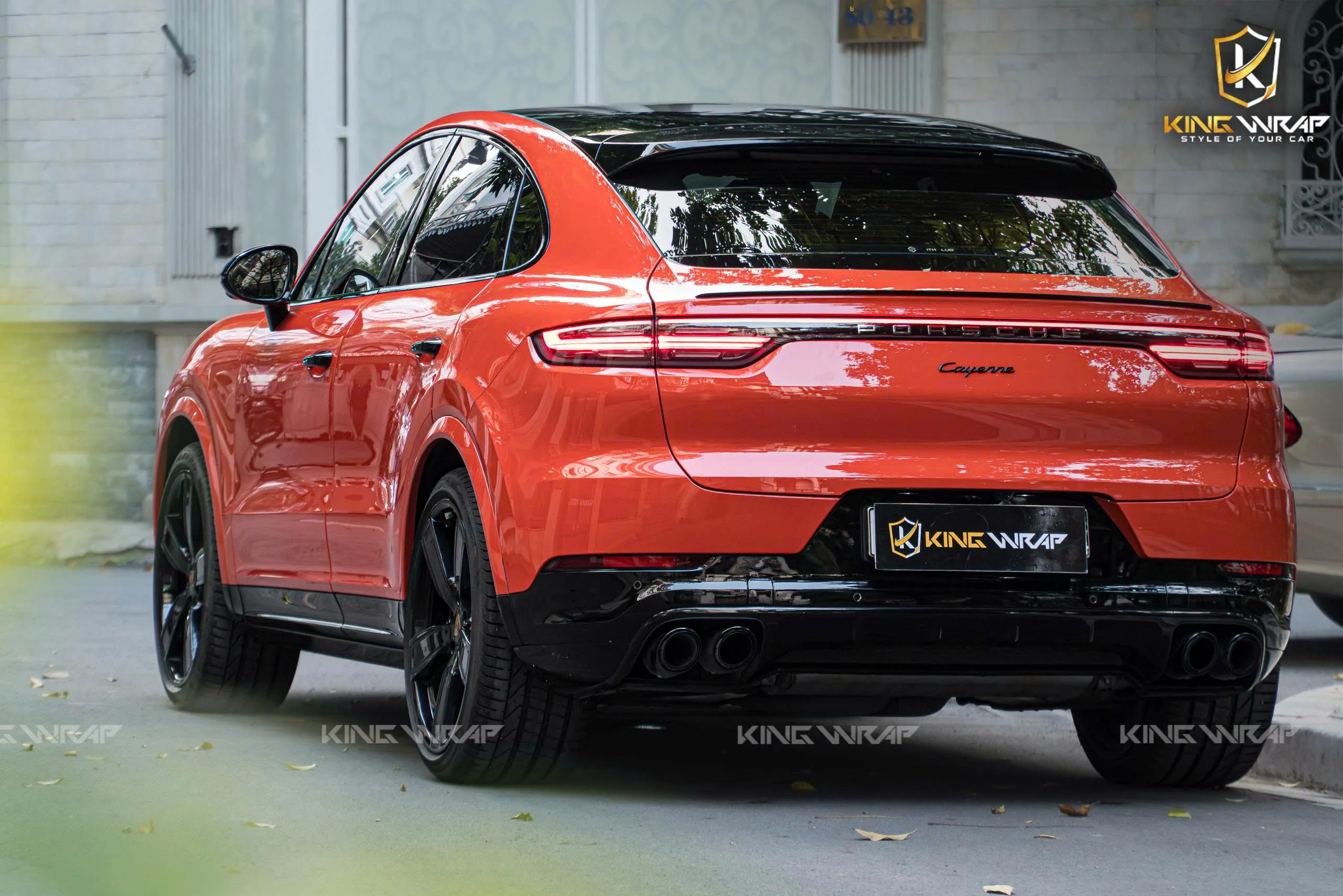 Dán Nóc Xe Ô Tô – Giải Pháp Tăng Thẩm Mỹ Và Bảo Vệ Sơn Zin