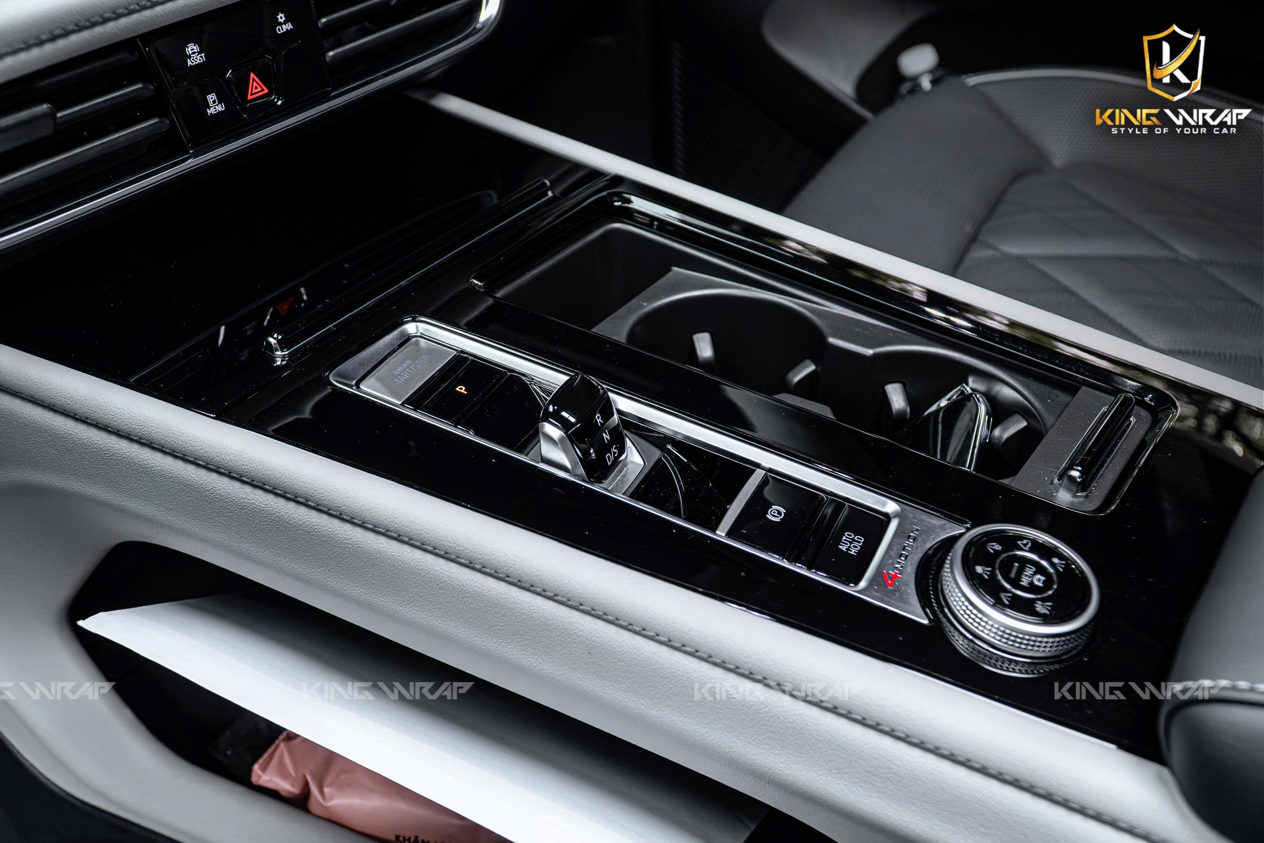 Dán PPF nội thất xe ô tô có thực sự cần thiết cho xe mới và xe sang?