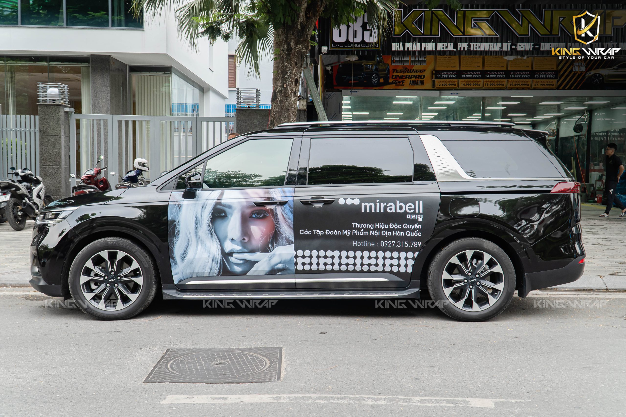 5 kiểu tem dán xe ô tô được yêu thích và sử dụng nhiều nhất