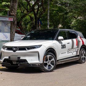 dan tem vinfast vf9 2 of 4