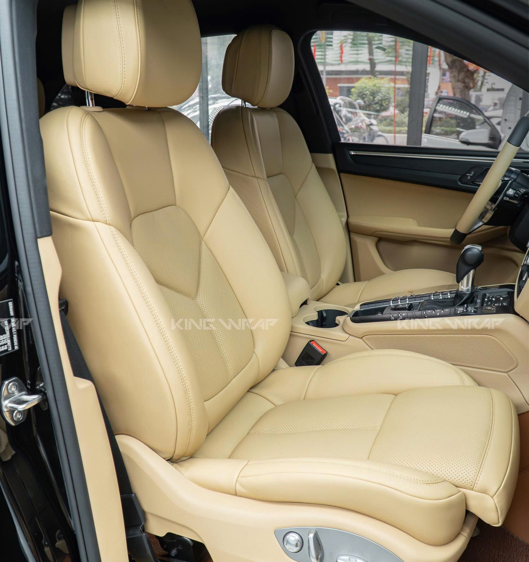 Quy trình bọc ghế da ô tô tại KingWrap: Tiêu chuẩn sản xuất và thi công chuẩn kỹ thuật Quy trình bọc ghế da ô tô tại KingWrap: Tiêu chuẩn sản xuất và thi công chuẩn kỹ thuật