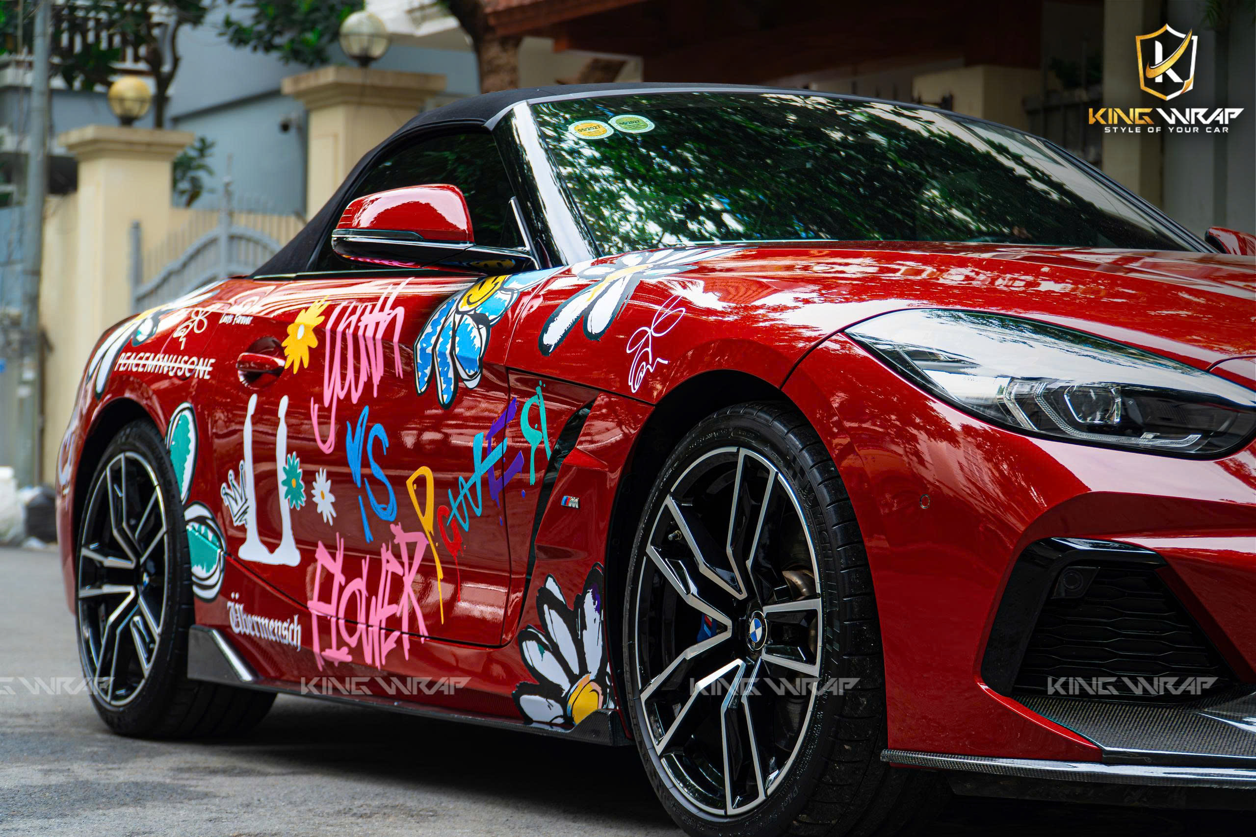 Decal Tên Dán Xe – Giải Pháp Cá Nhân Hóa Ô Tô Đẳng Cấp, Bền Đẹp Tại KingWrap