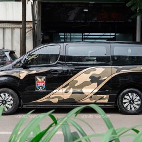 Dán tem xe Hyundai Starex họa tiết camouflage tại KingWrap