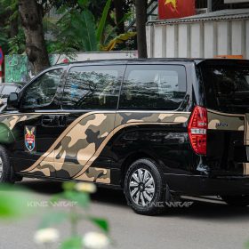 Dán tem xe Hyundai Starex họa tiết camouflage tại KingWrap