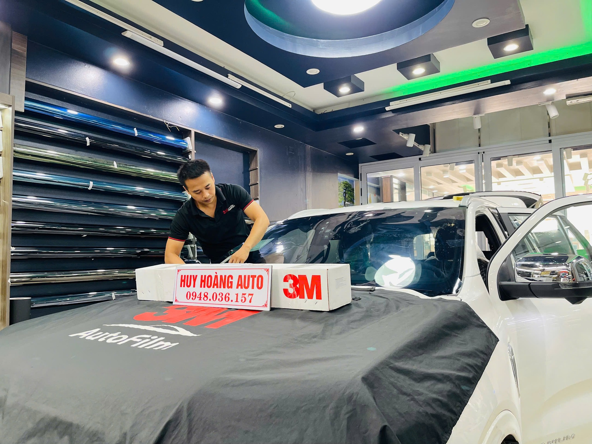 Địa Chỉ Dán Decal Ô Tô Chất Lượng Tại Thái Bình 2 huy hoang auto