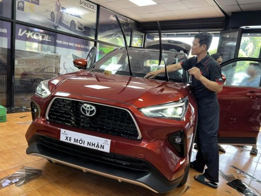 Dán phim cách nhiệt ô tô uy tín tại Đắk Lắk: Gợi ý địa chỉ cho chủ xe