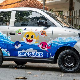 Dan tem xe VinFast Minio Green phong cach Baby Shark