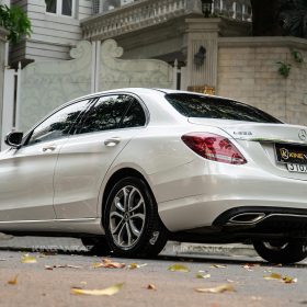 Dán đổi màu trắng decal xuất Nhật PET 1010 cho Mercedes C250 