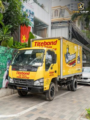 Dán tem QCDN trên xe tải tại KingWrap