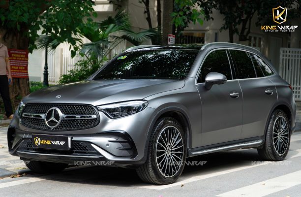 Top 5 địa chỉ dán decal CYS ô tô uy tín tại Hà Nội 2 Dan doi mau xam kim loai decal CYS xe Mercedes GLC300 tai KingWrap