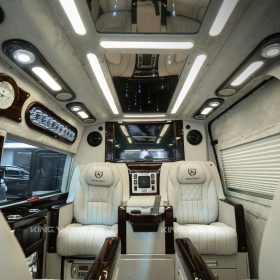 Bọc da ghế, đổi màu nội thất Transit tại KingWrap