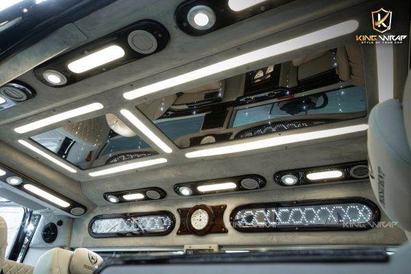 Bọc da ghế, đổi màu nội thất Transit tại KingWrap