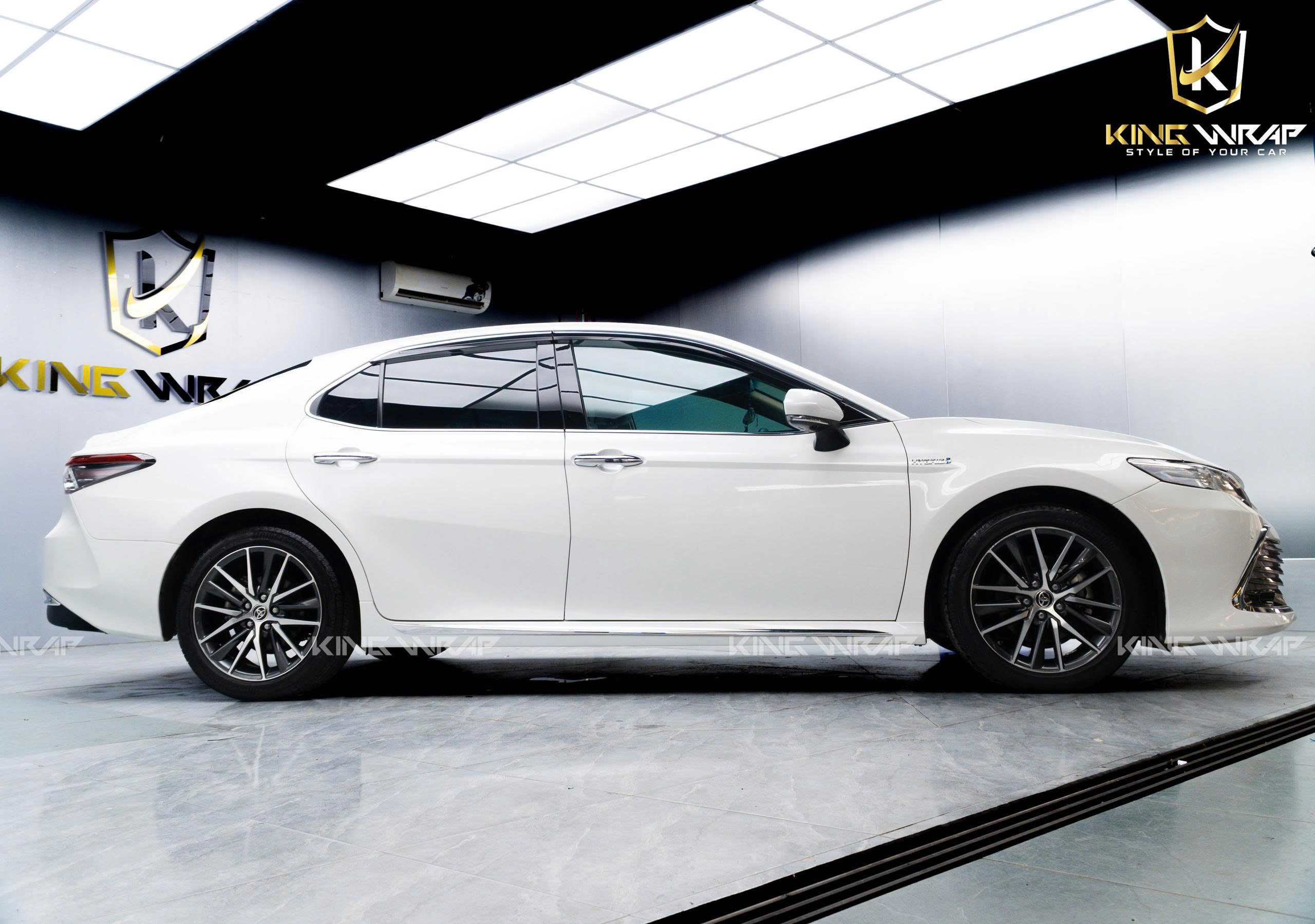Camry dán PPF GSWF – Giải pháp bảo vệ sơn xe toàn diện, giữ vẻ đẹp bền bỉ theo thời gian Camry dán PPF GSWF – Giải pháp bảo vệ sơn xe toàn diện, giữ vẻ đẹp bền bỉ theo thời gian