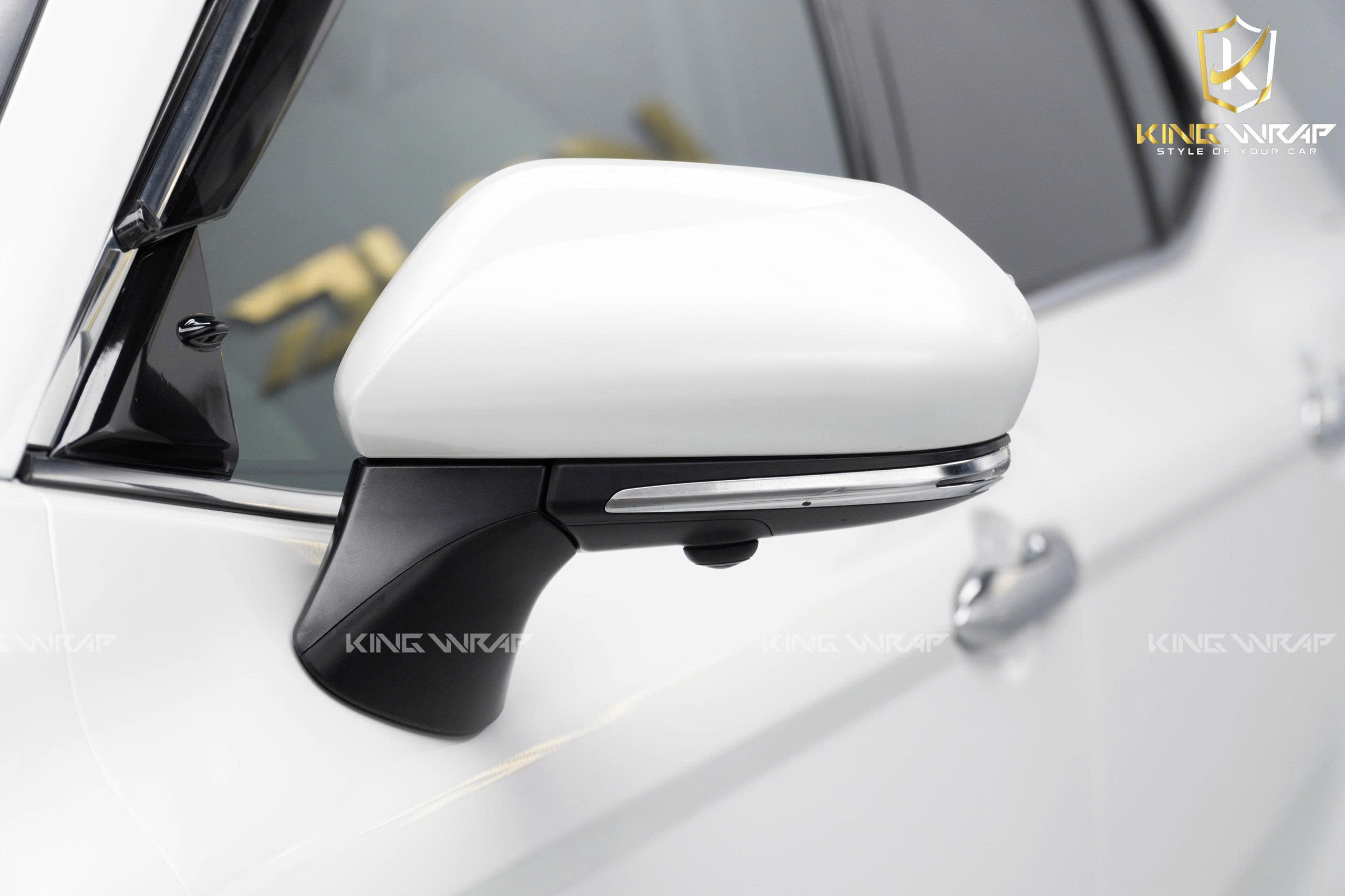 Camry dán PPF GSWF – Giải pháp bảo vệ sơn xe toàn diện, giữ vẻ đẹp bền bỉ theo thời gian Camry dán PPF GSWF – Giải pháp bảo vệ sơn xe toàn diện, giữ vẻ đẹp bền bỉ theo thời gian
