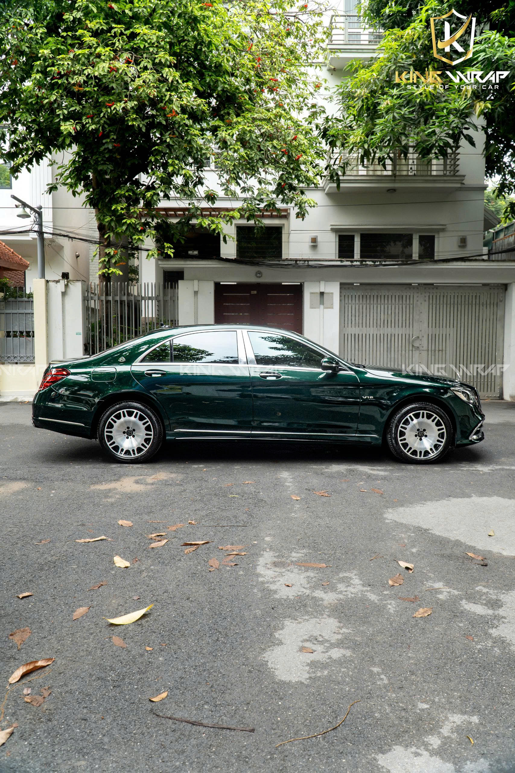 Maybach S650 dán decal đổi màu – Nâng tầm đẳng cấp với diện mạo xanh ngọc sang trọng Maybach S650 dán decal đổi màu – Nâng tầm đẳng cấp với diện mạo xanh ngọc sang trọng