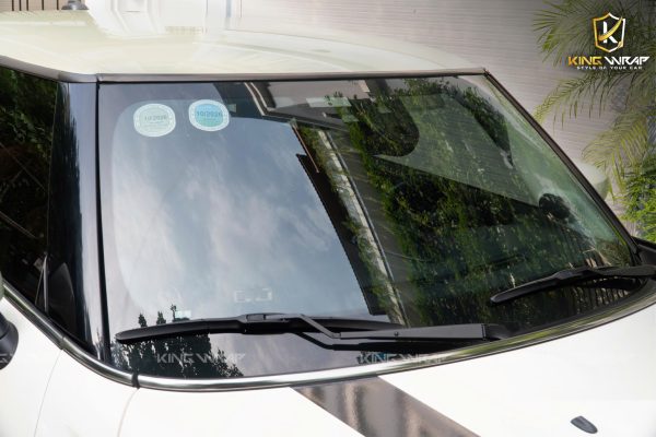 Dán decal đổi màu MINI Cooper trắng kem ngọc trai phối nóc xanh mint Dán decal đổi màu MINI Cooper trắng kem ngọc trai phối nóc xanh mint