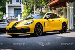 Dán đổi màu vàng Porsche Panamera 