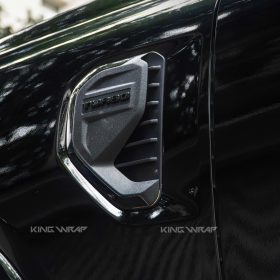 Ford Everest dan decal doi mau VinylFrog mau den sieu bong 8