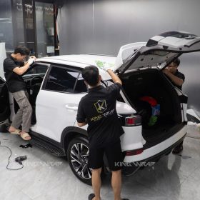 Thi công Hyundai Creta dán decal đổi màu VinylFrog 2 Thi cong Hyundai Creta dan decal doi mau VinylFrog