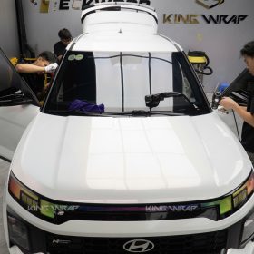 Thi công Hyundai Creta dán decal đổi màu VinylFrog 1 Thi cong Hyundai Creta dan decal doi mau VinylFrog 3