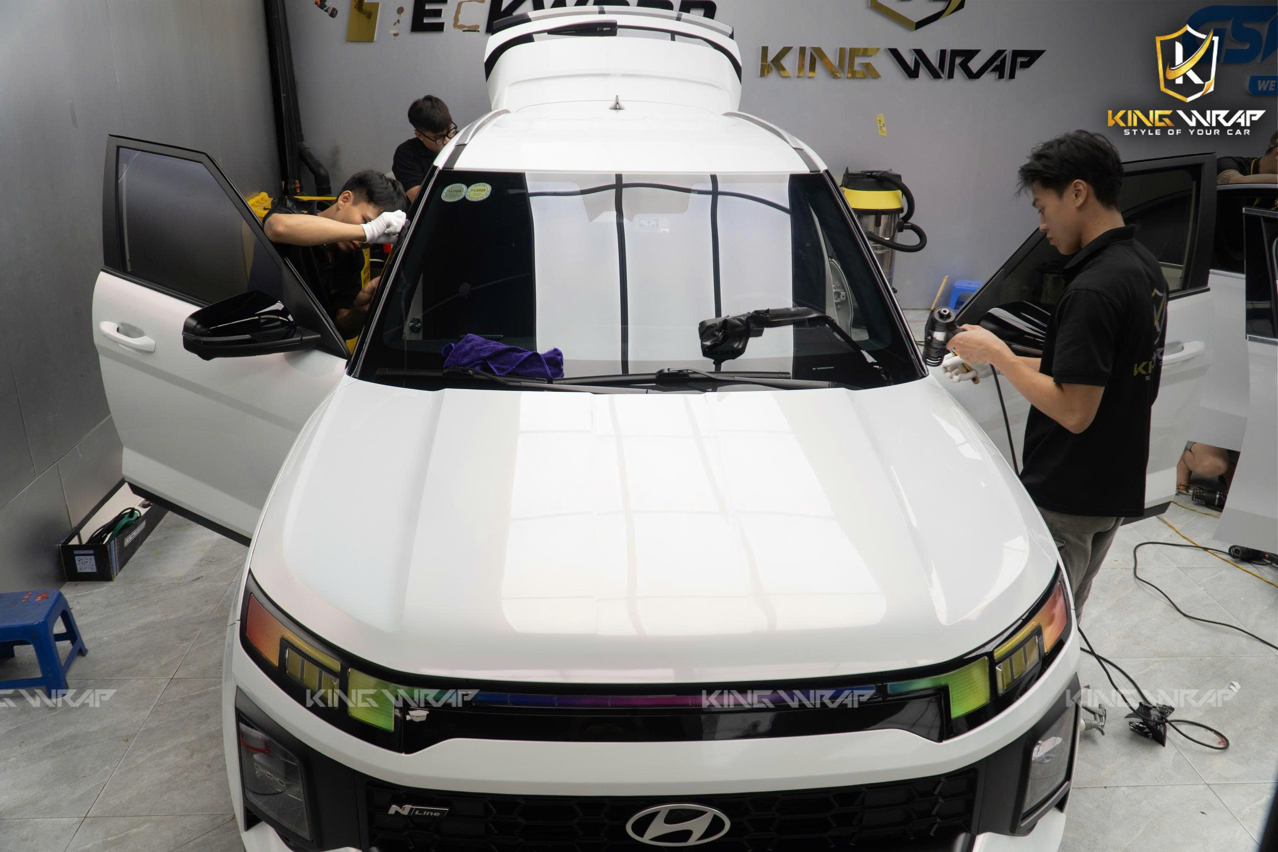 Thi công Hyundai Creta dán decal đổi màu VinylFrog Thi công Hyundai Creta dán decal đổi màu VinylFrog
