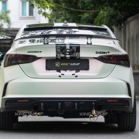 Dán đổi màu trắng ngọc trai Hyundai Accent