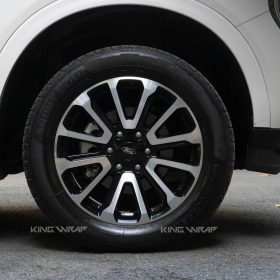 Phủ ceramic xe Ford Everest 2025 12 Phủ ceramic xe Ford Everest 2025