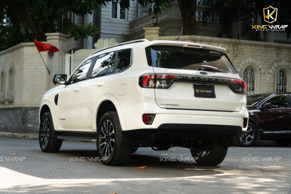 Phủ ceramic xe Ford Everest 2025 Phủ ceramic xe Ford Everest 2025