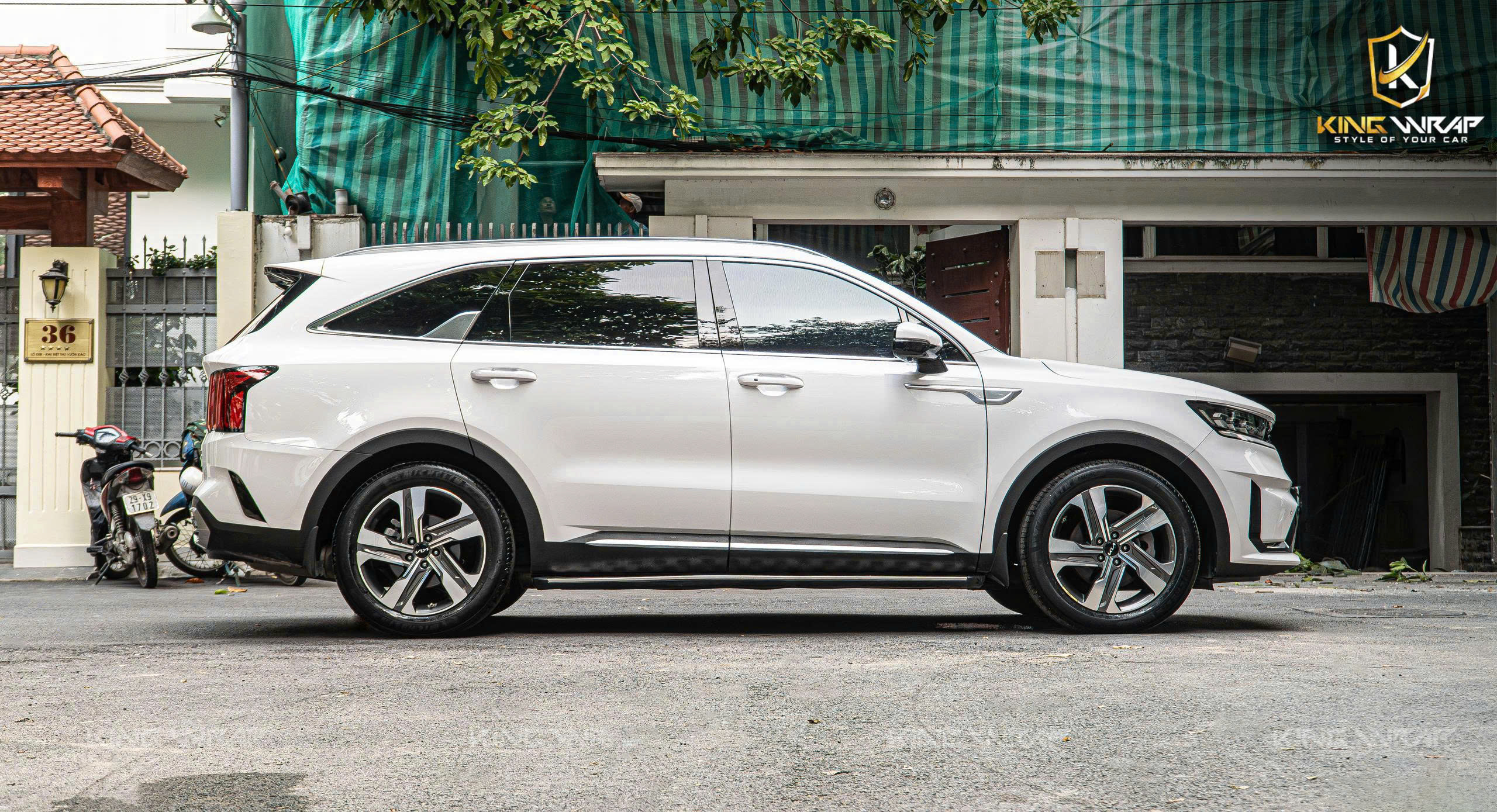 Kia Sorento dán PPF V-KOOL - Bảo vệ sơn xe tại KingWrap Kia Sorento dán PPF V-KOOL - Bảo vệ sơn xe tại KingWrap