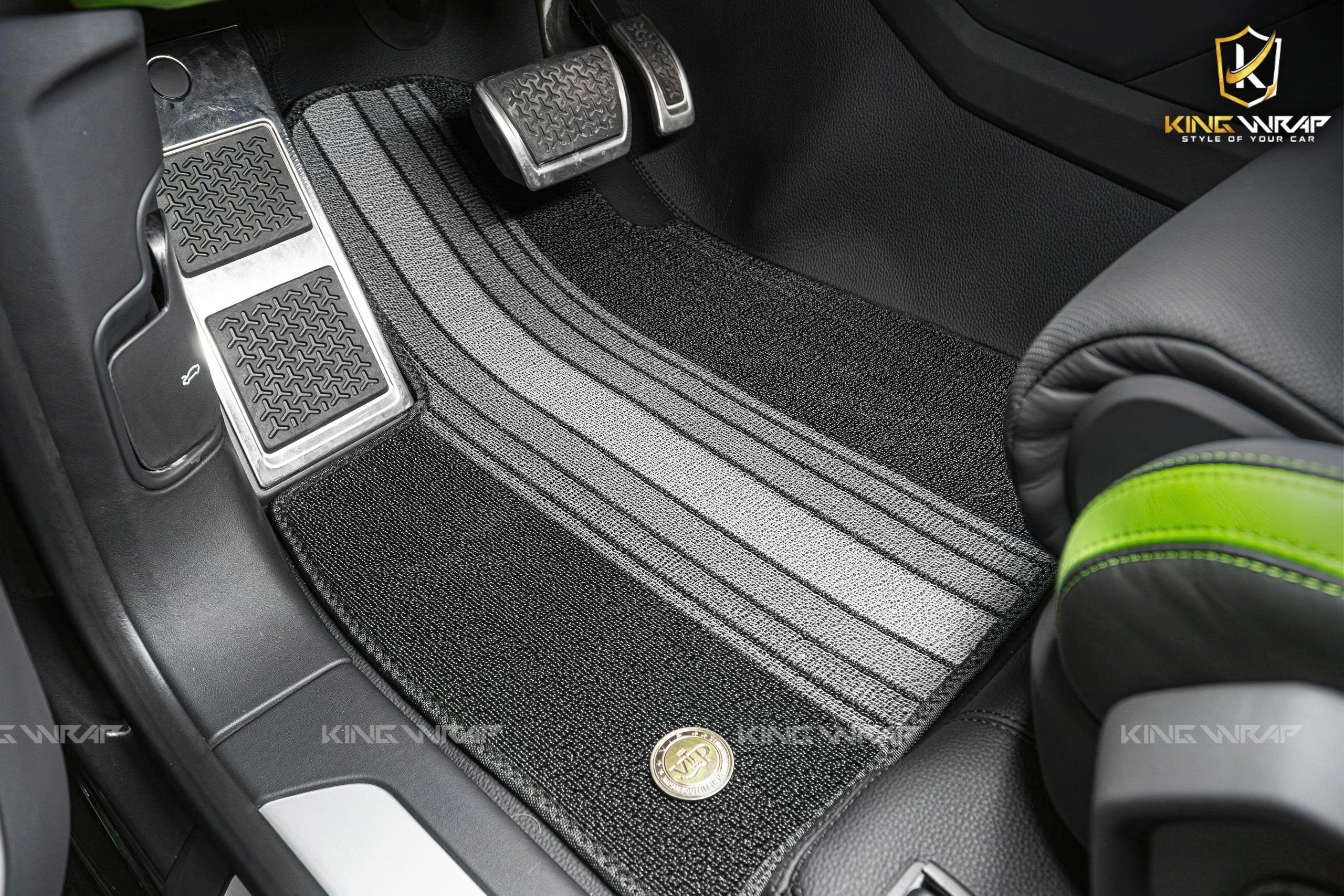 Lamborghini Urus làm thảm sàn da Nappa vân Togo Lamborghini Urus làm thảm sàn da Nappa vân Togo