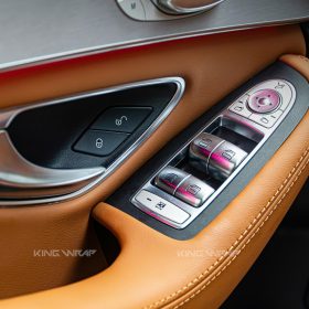 Mercedes C300 bọc da ghế, cánh cửa, yên ngựa màu nâu bò