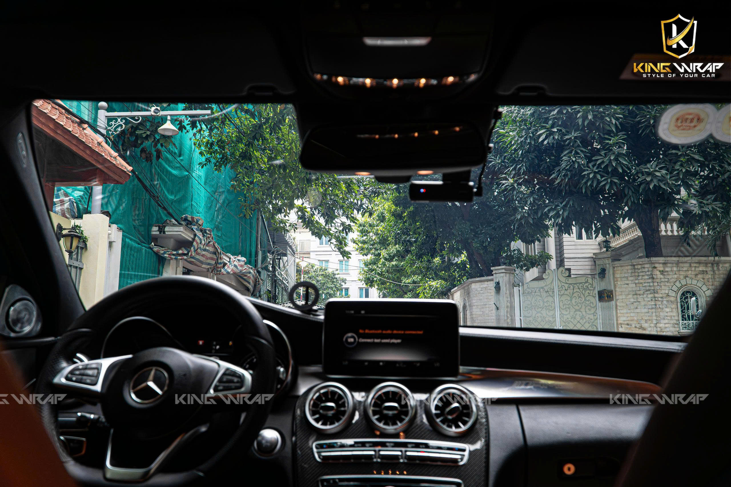Mercedes C300 dán phim cách nhiệt Photosync cao cấp Mercedes C300 dán phim cách nhiệt Photosync cao cấp