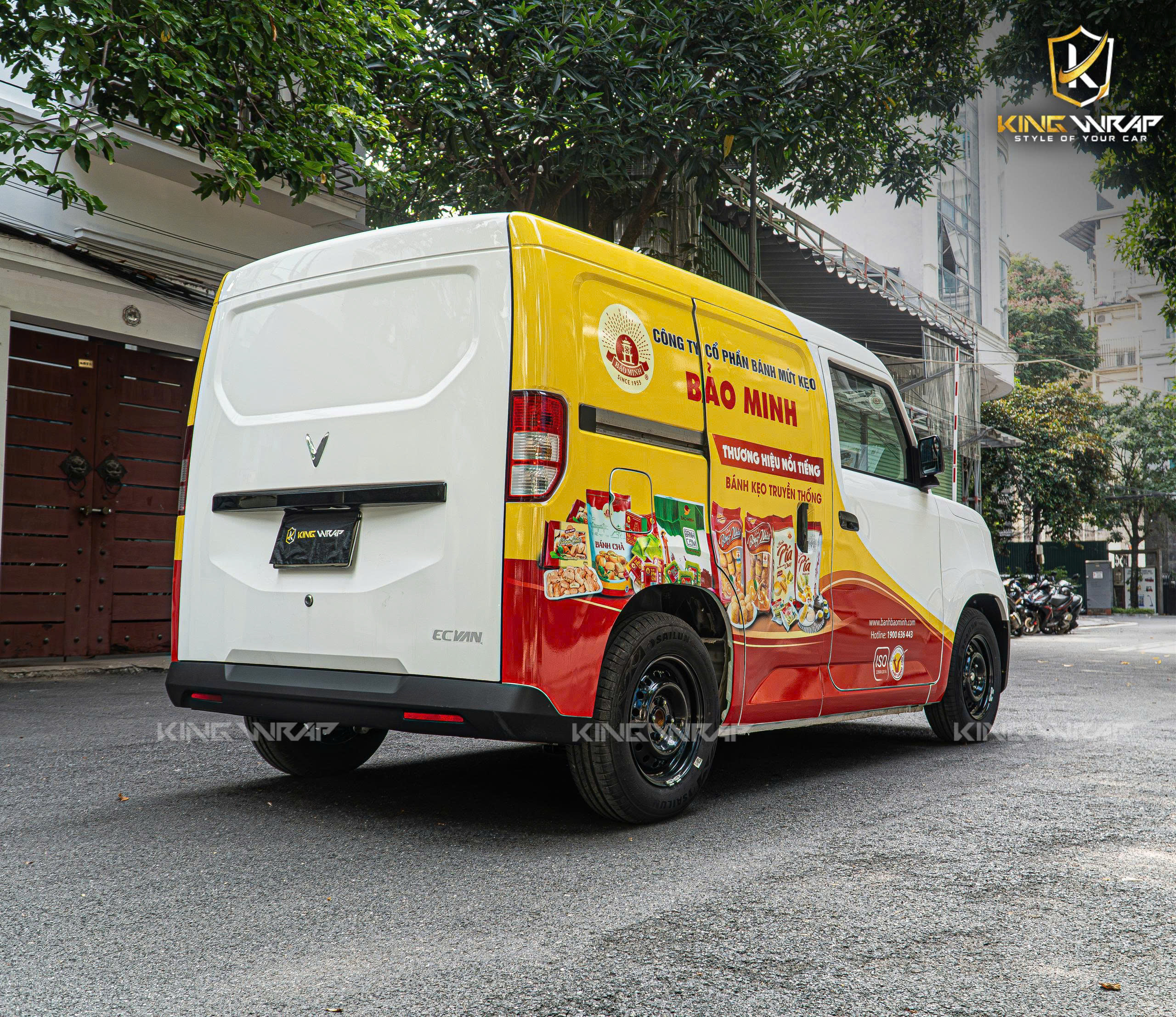 VinFast EC Van dán tem quảng cáo doanh nghiệp tại KingWrap VinFast EC Van dán tem quảng cáo doanh nghiệp tại KingWrap