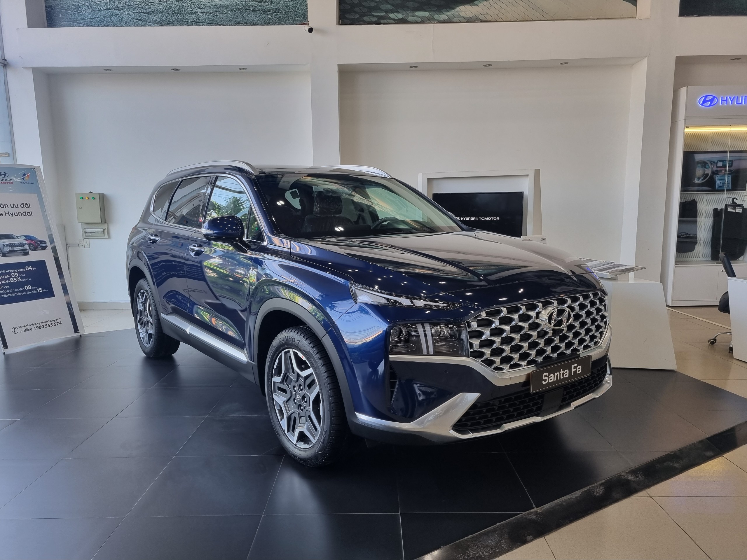 Top 9 màu decal đổi màu ô tô đẹp được ưa chuộng nhất 2026 Top 9 màu decal đổi màu ô tô đẹp được ưa chuộng nhất 2026